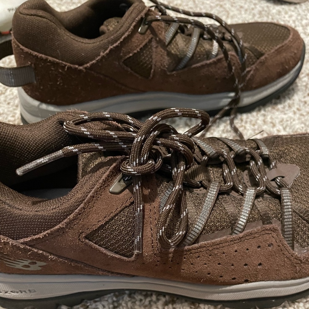 New Balance size 7.5 mens trail walking shoe